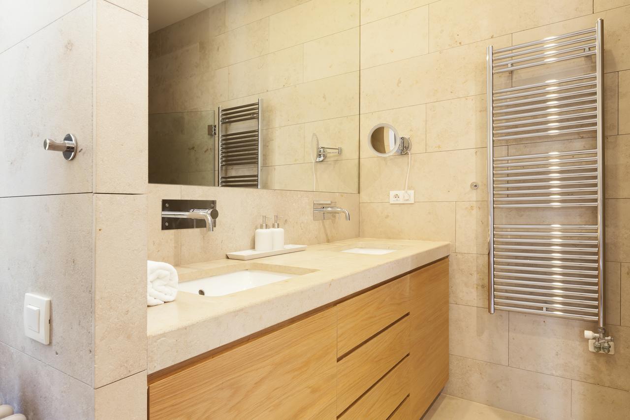 Click&Flat Luxury Sant Joan Apartment บาร์เซโลนา ภายนอก รูปภาพ