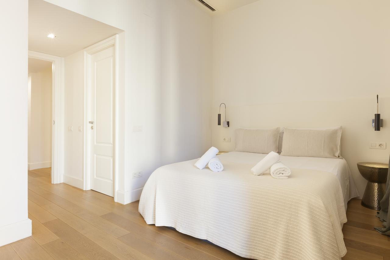 Click&Flat Luxury Sant Joan Apartment บาร์เซโลนา ภายนอก รูปภาพ